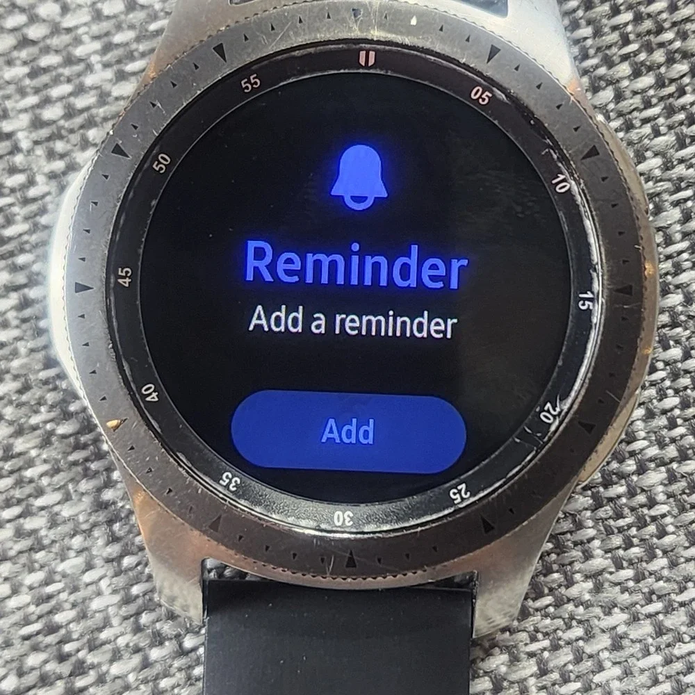 Samsung Mens Galaxy Watch 46mm Silver Smartwatch SM-R800 Bluetooth